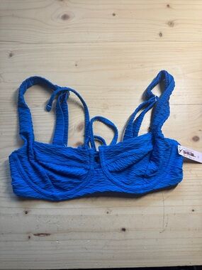 NWT Victoria's Secret Electric Blue Textured Underwire Bikini Top - 32C